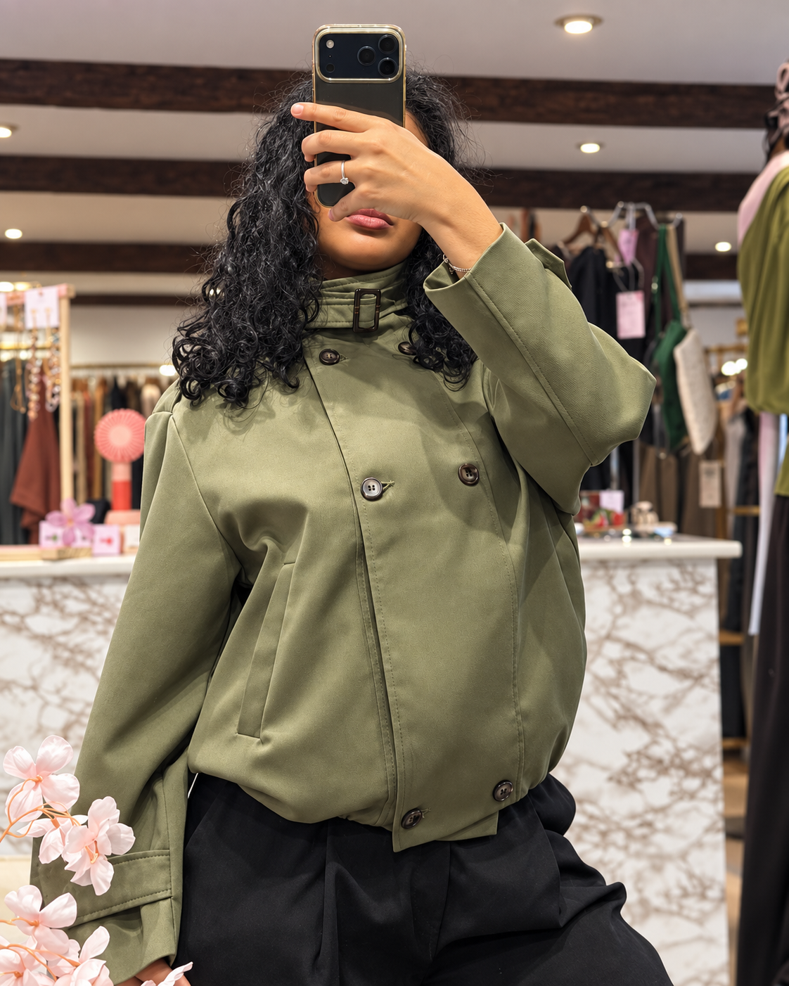 Trench court Kaki